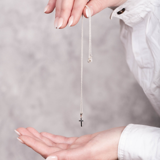 Silver halsband kors