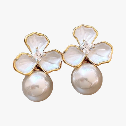 Örhängen flower pearl