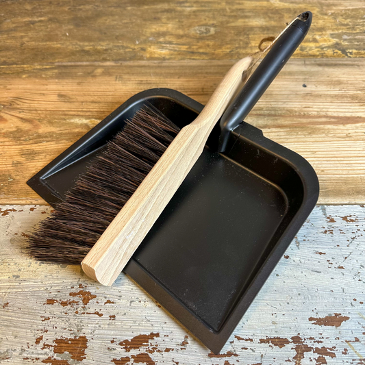 Set med skyffel & borste