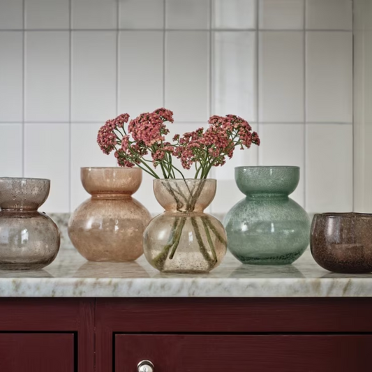 Vas Ellen Stor, Brun