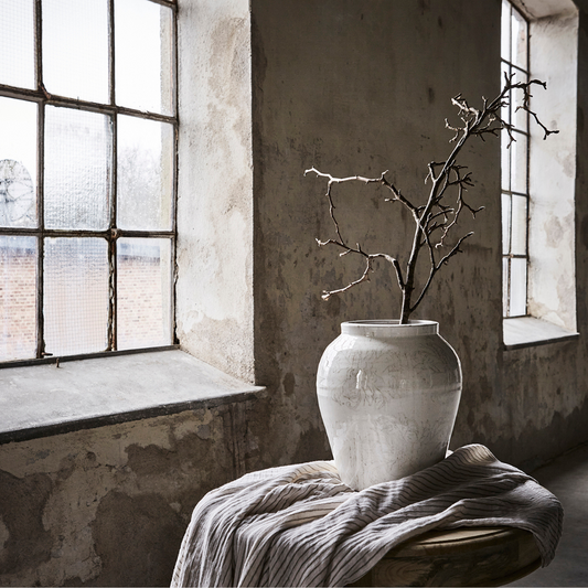 Bordsduk Elsa olivgrön/elfenbensvit