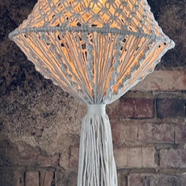 Taklampa Makrame Tusensköna