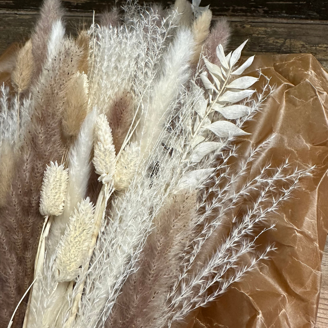 Bouquet, Muted tones