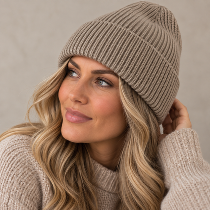 Stickad mössa, Taupe