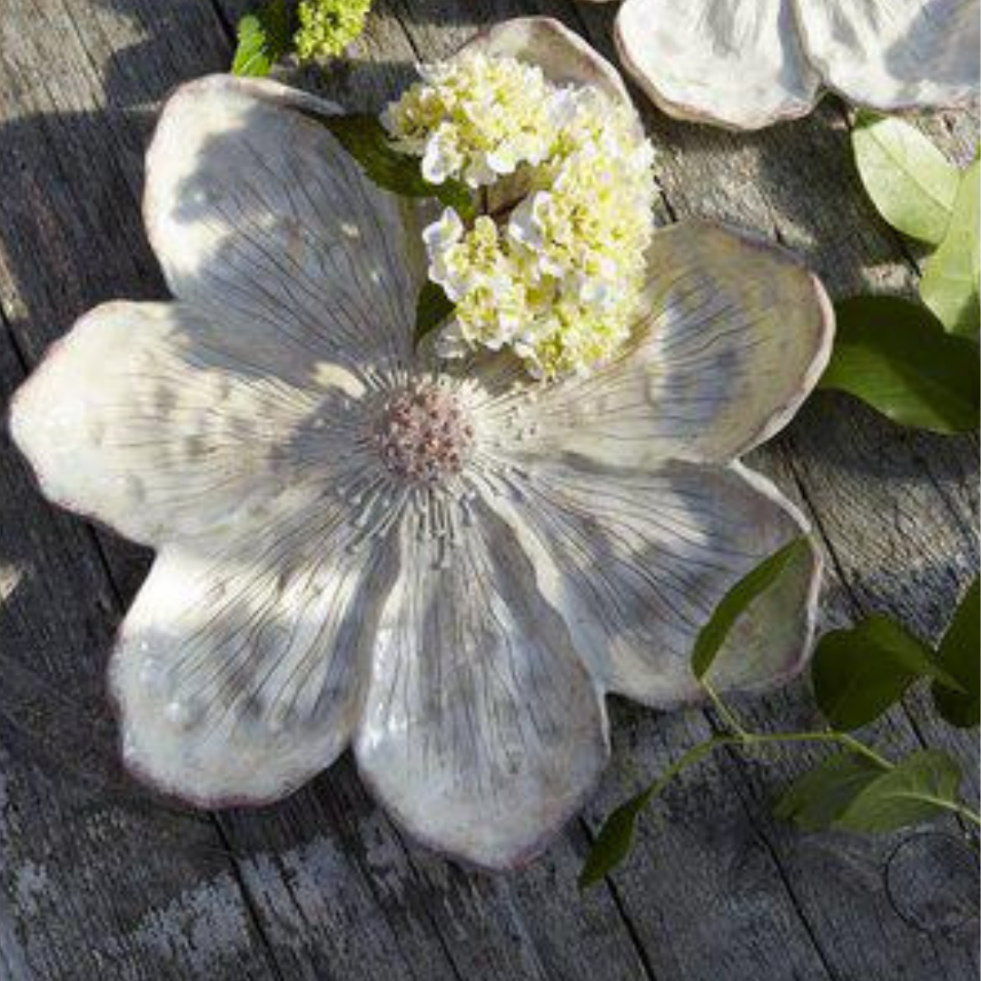 Fat LIYA, Blommor