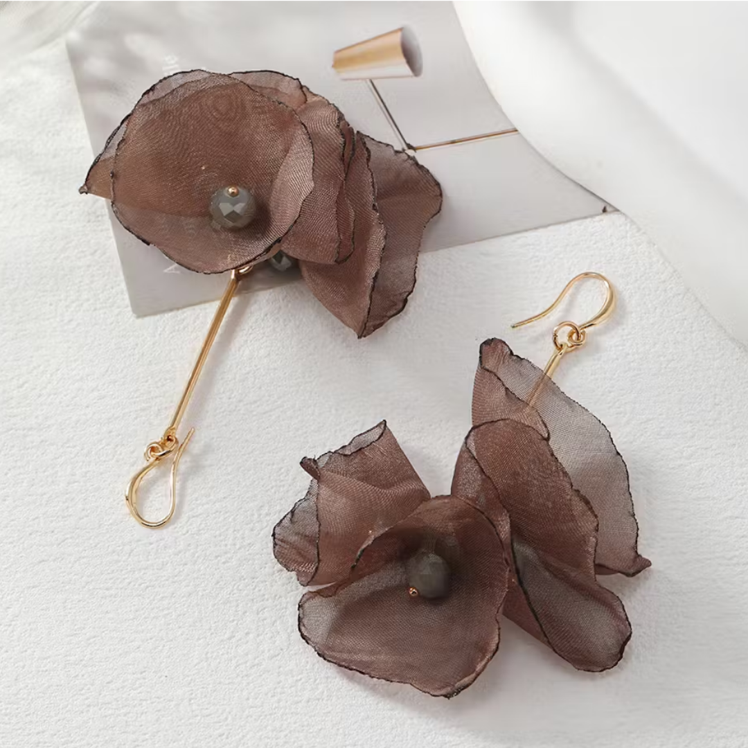 Lovers lace nougat