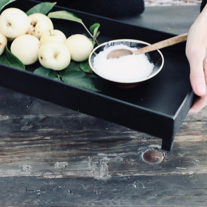 Bricka Hanna, Svart metall