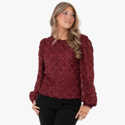 Blus Isolde, Beaujolais