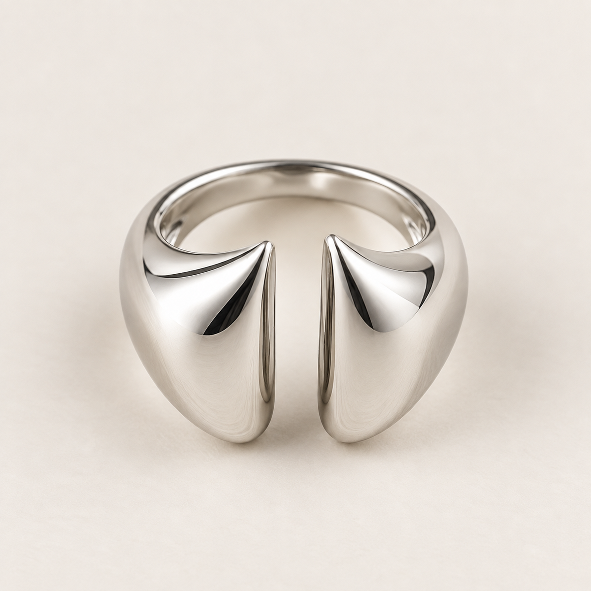 Ring Silver Embrace