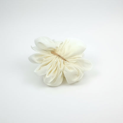 Airy barrette white