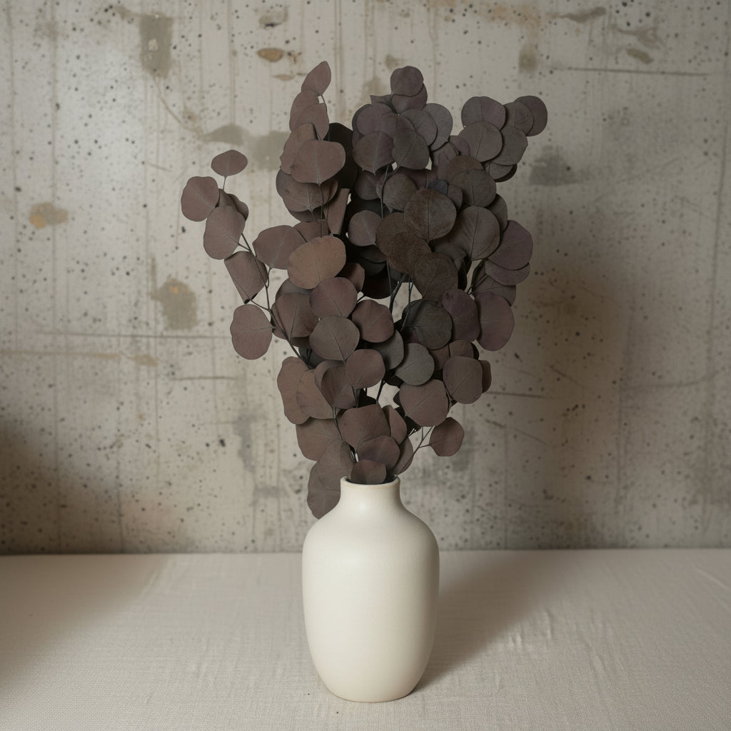 Apple leaves eucalyptus i vas kopparbrun