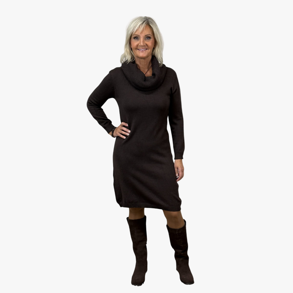 Stickad Klänning Lulu, Brun