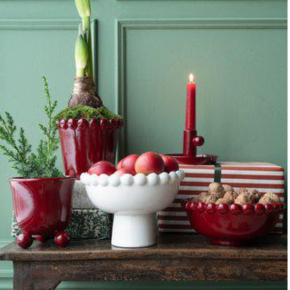 Skål på fot Mary, Röd