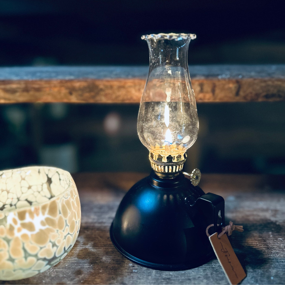 Fotogenlampa Skogvicker