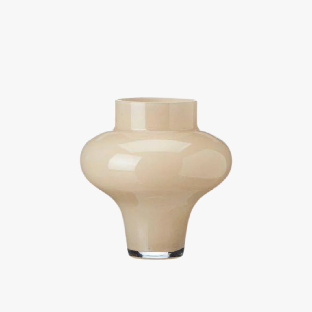 Vase Sphere, Sand